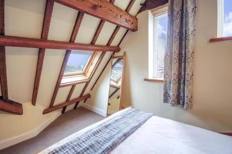 3-bed-flat-cheltenham-town-centre (12).jpg