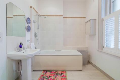 1-bedroom-apartment-the-park (9).jpg