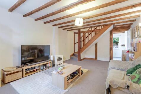 Two-bed-house-Hatherley (7).jpg