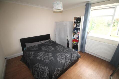 Bedroom pic.JPG