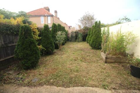 Garden pic new.JPG