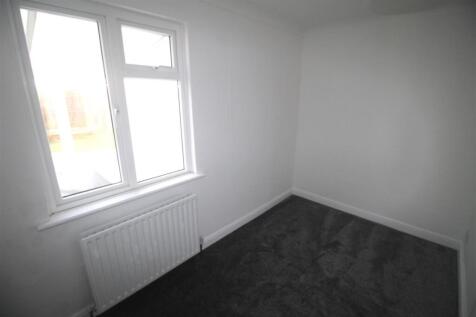 Bed 4 pic.JPG