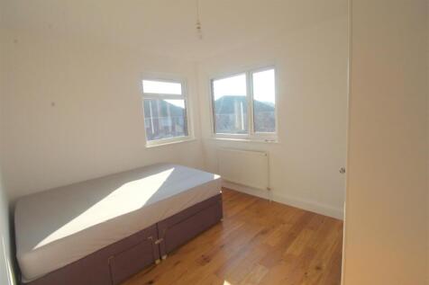 bed 3.jpg