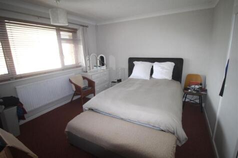 Bed 2 pic.JPG