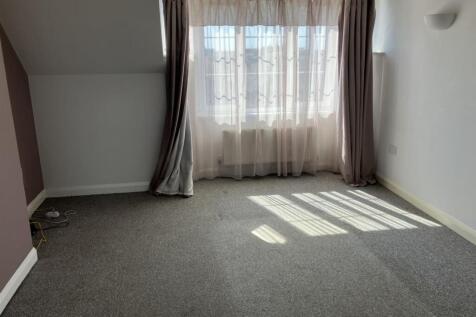 pic bedroom.jpg