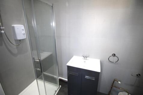 shower pic.JPG