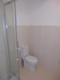 tarring rd bath.JPG