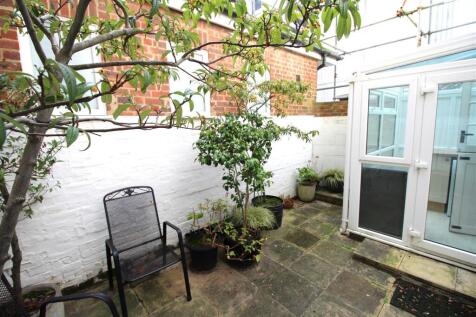 Garden pic 2.JPG