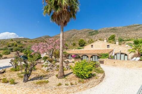 Property Image 8