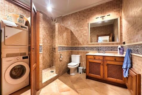 Property Image 44