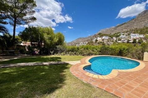 Property Image 3