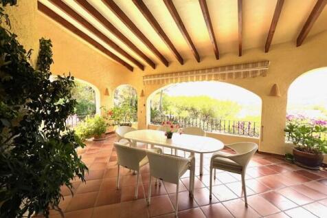 Property Image 4