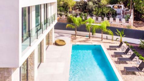 Property Image 38