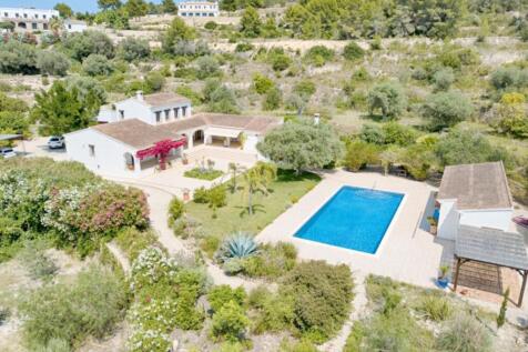 Property Image 4