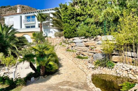 Property Image 12