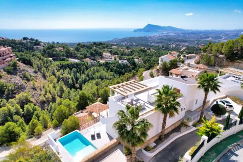 Property Image 9