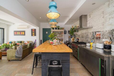Property Image 9