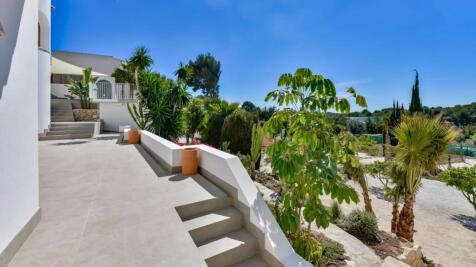Property Image 8