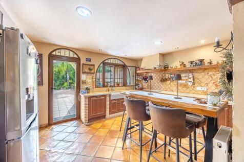 Property Image 5