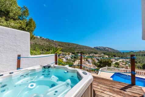 Property Image 4