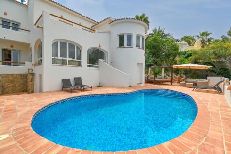 Property Image 32