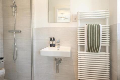 Dandara - Wittering Place - The Charleston, Home 22