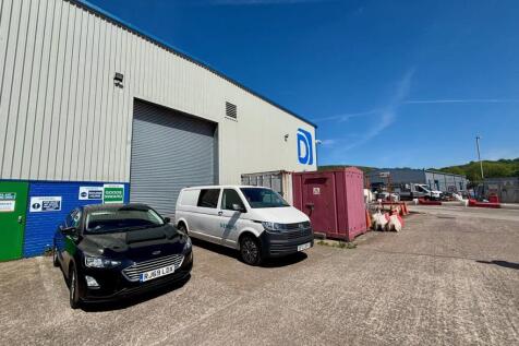 Warehouse B Delyn 04.jpg
