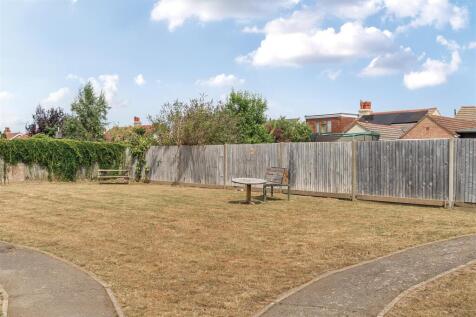 RESIDENTS GARDEN