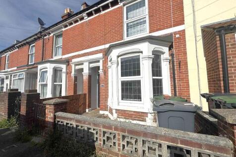 NEW FRONT SHOT EBVIS ROAD.jpg