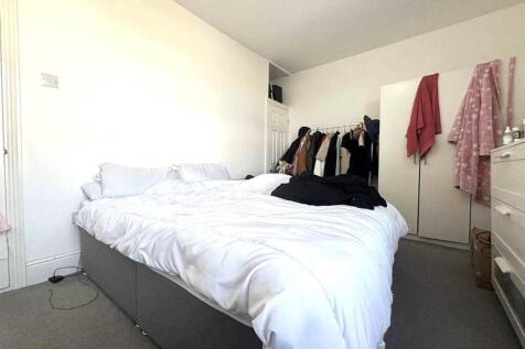 BEDROOM 1 BEVIS ROAD.jpg