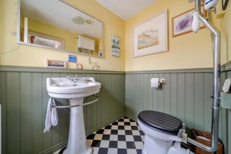 DOWNSTAIRS WC