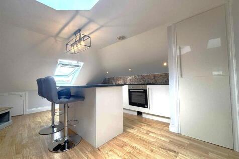 KITCHEN 1.jpg