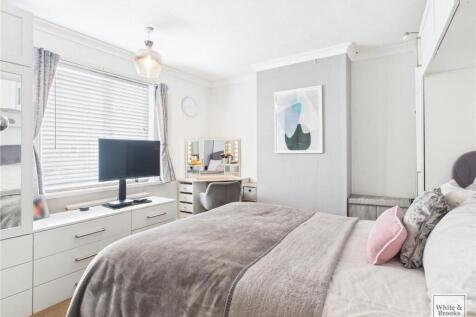 Bedroom.jpg