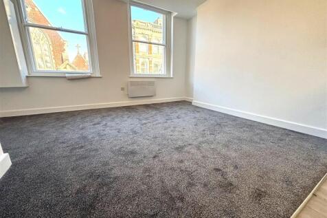 LOUNGE.jpg
