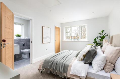 Bedroom1_1.jpg