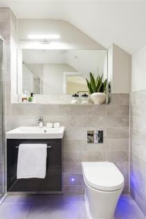 Bedroom1_Ensuite_2.jpg