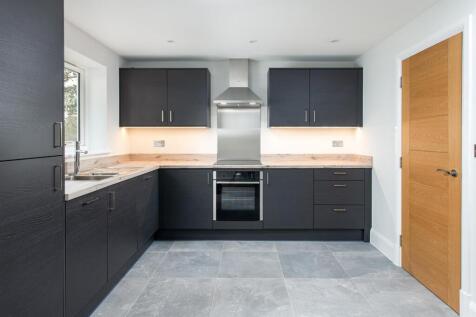 Kitchen_3.jpg