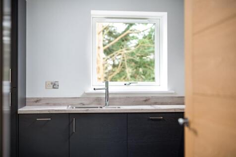 Kitchen_5.jpg