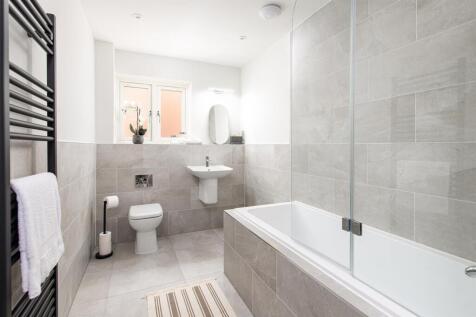 Bathroom_1.jpg