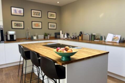 Breakfast Bar