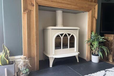 Lounge Fireplace