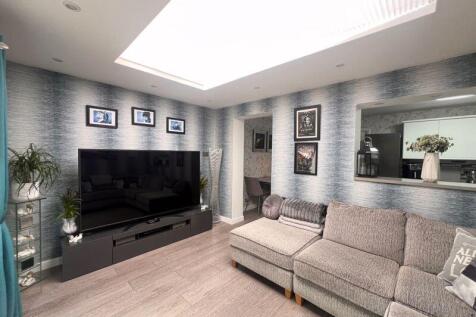 3 - Reception Room