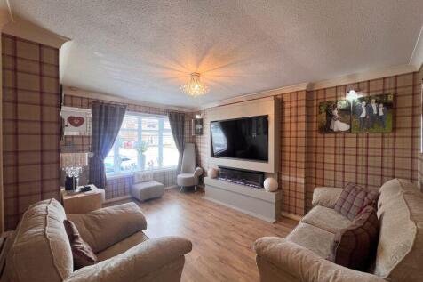 12 - Living Room