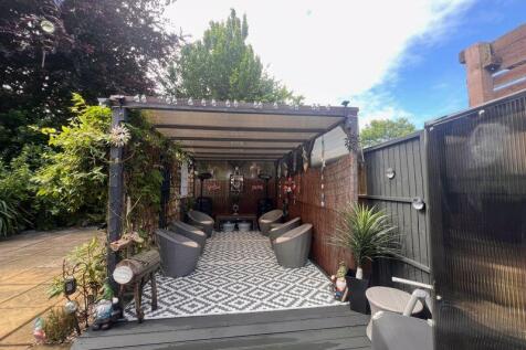 22 - Gazebo