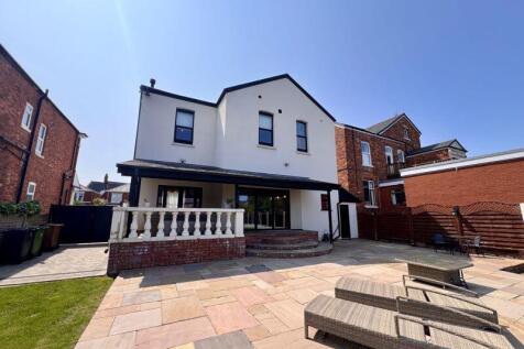 Rear Garden (3)