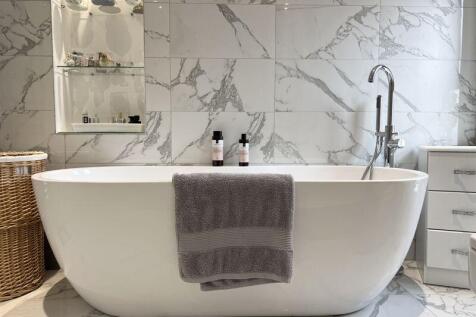 Ensuite Bathroom