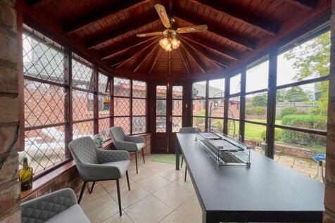 Summer House