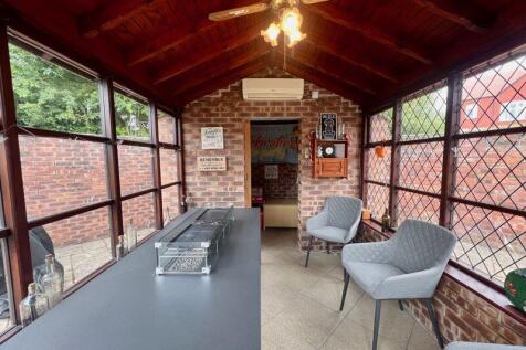 Summer House
