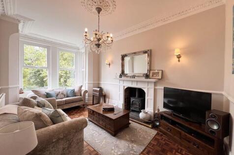 Living Room Left