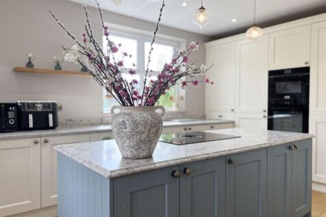 Feature Kitchen